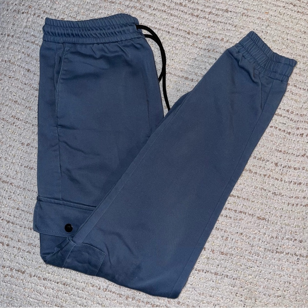 Daily Aesthetikz / Men’s Blue Joggers / Size M